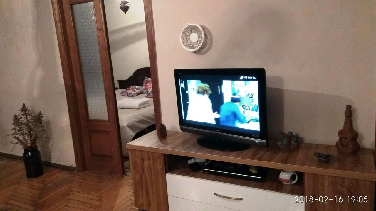 Apartment K. Gamsakhurdia St. Batumi Ngoại thất bức ảnh